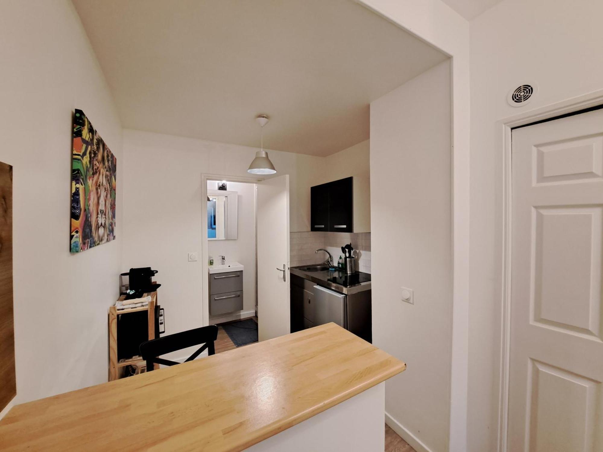 Apartamento Ochorios, Studio Cosy Reims Exterior foto